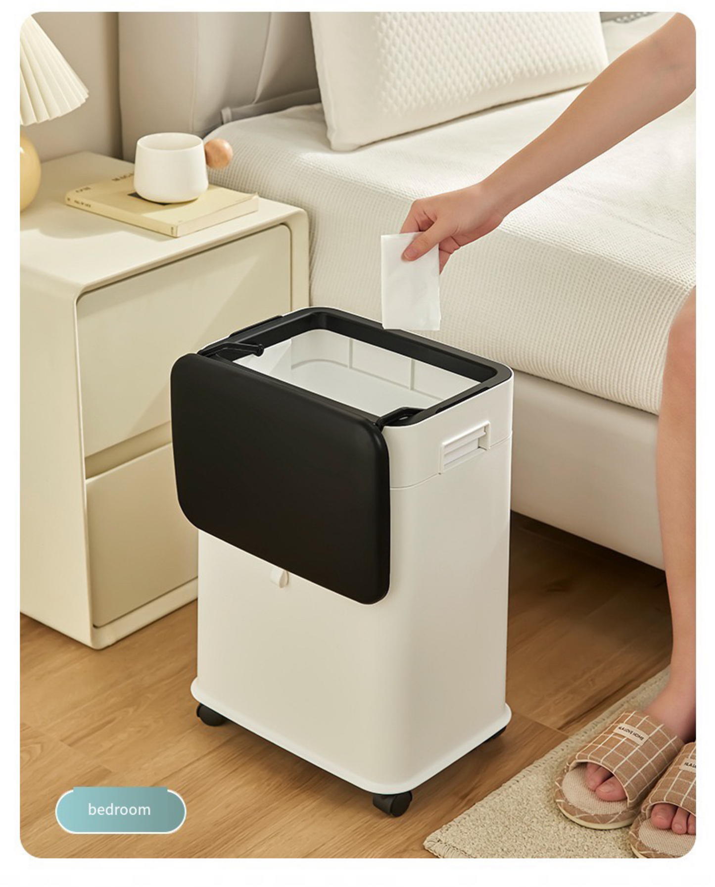 Creative square seam trash can household bathroom with brush automatic closing simple Nordic multi-specification sanitary bucket